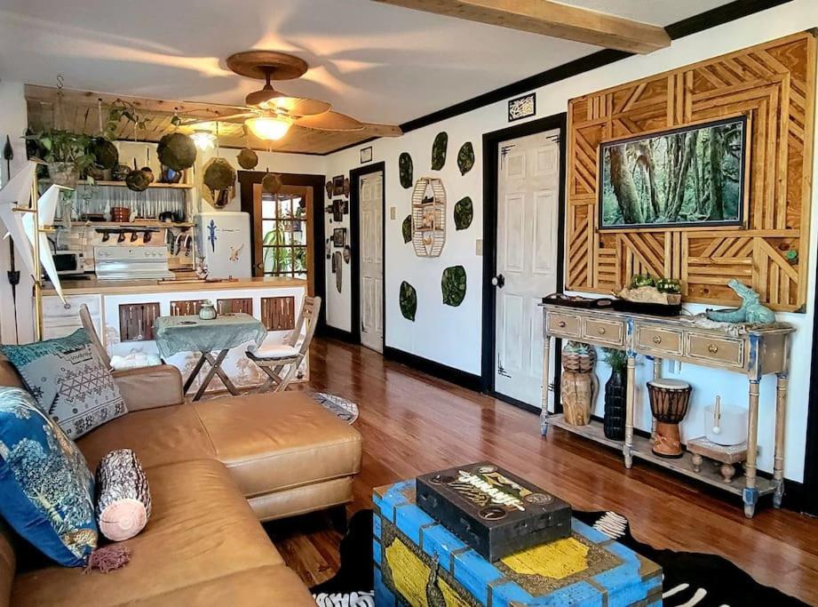 Вилла Cozy Af Jungle-House Hideaway Тампа Экстерьер фото