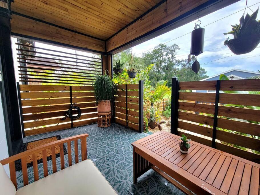 Вилла Cozy Af Jungle-House Hideaway Тампа Экстерьер фото