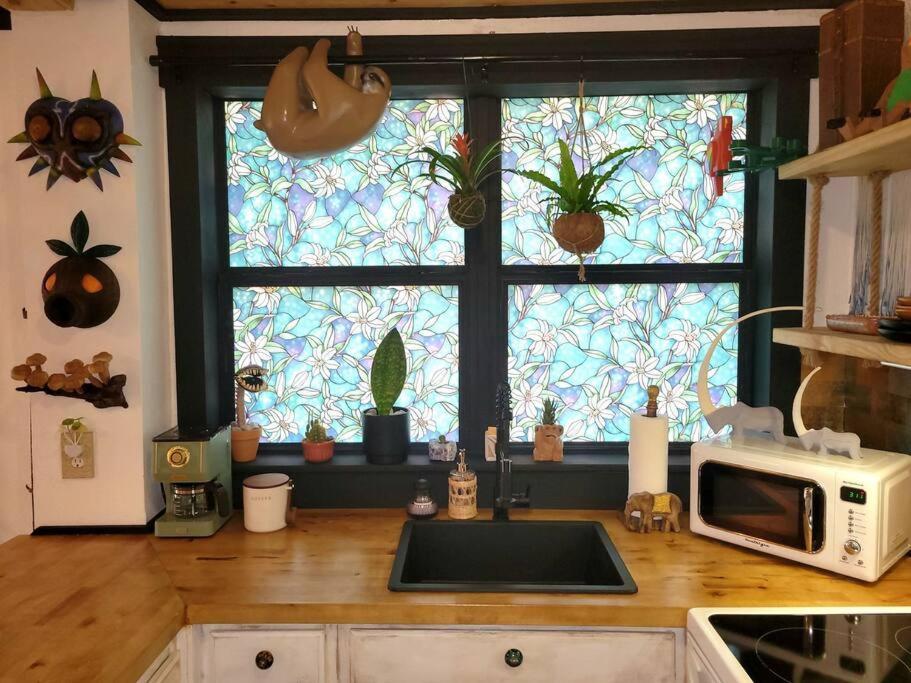 Вилла Cozy Af Jungle-House Hideaway Тампа Экстерьер фото